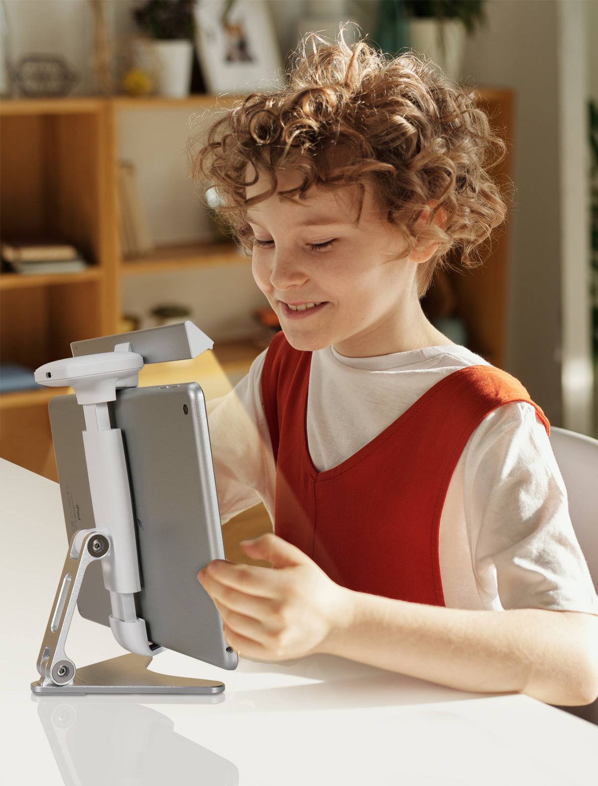 Anchor | The High-Fidelity Spectrum-True™ Stand